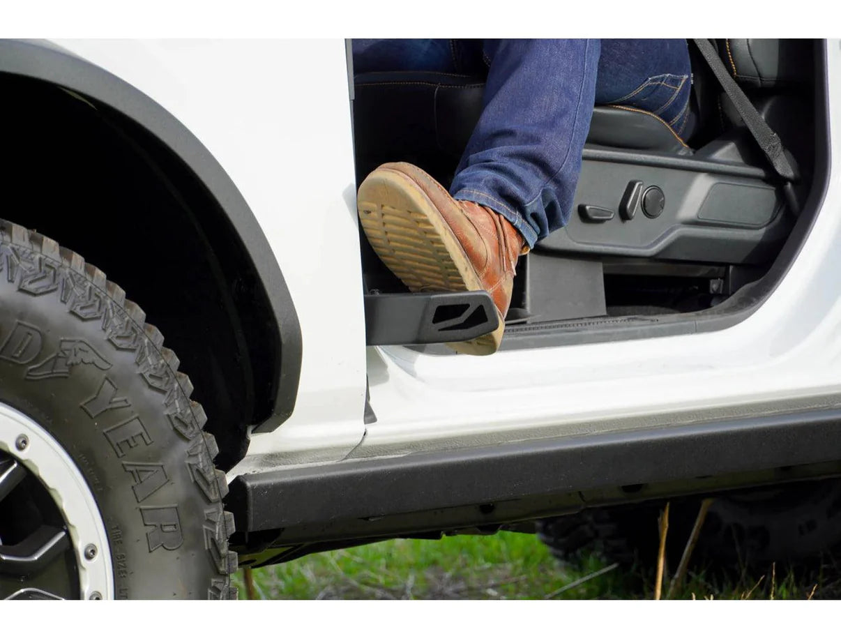 DV8 Offroad 2021+ Ford Bronco Foot Peg Pair - Black