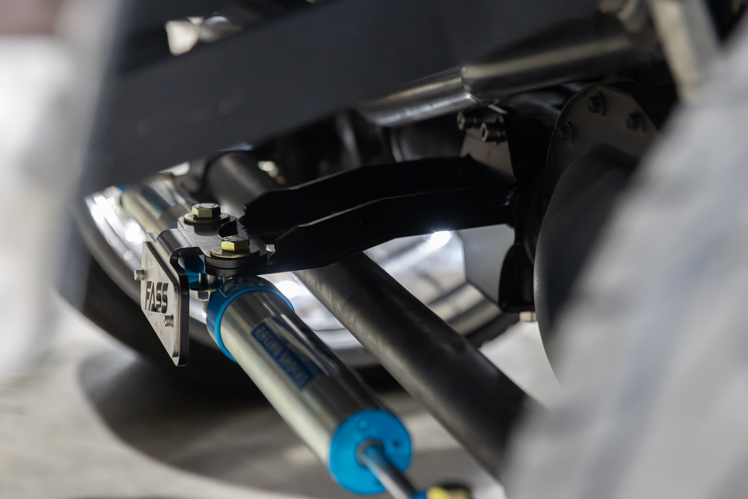 FASS Fabrication Dual Steering Stabilizer Kit 2014+ RAM 2500/3500