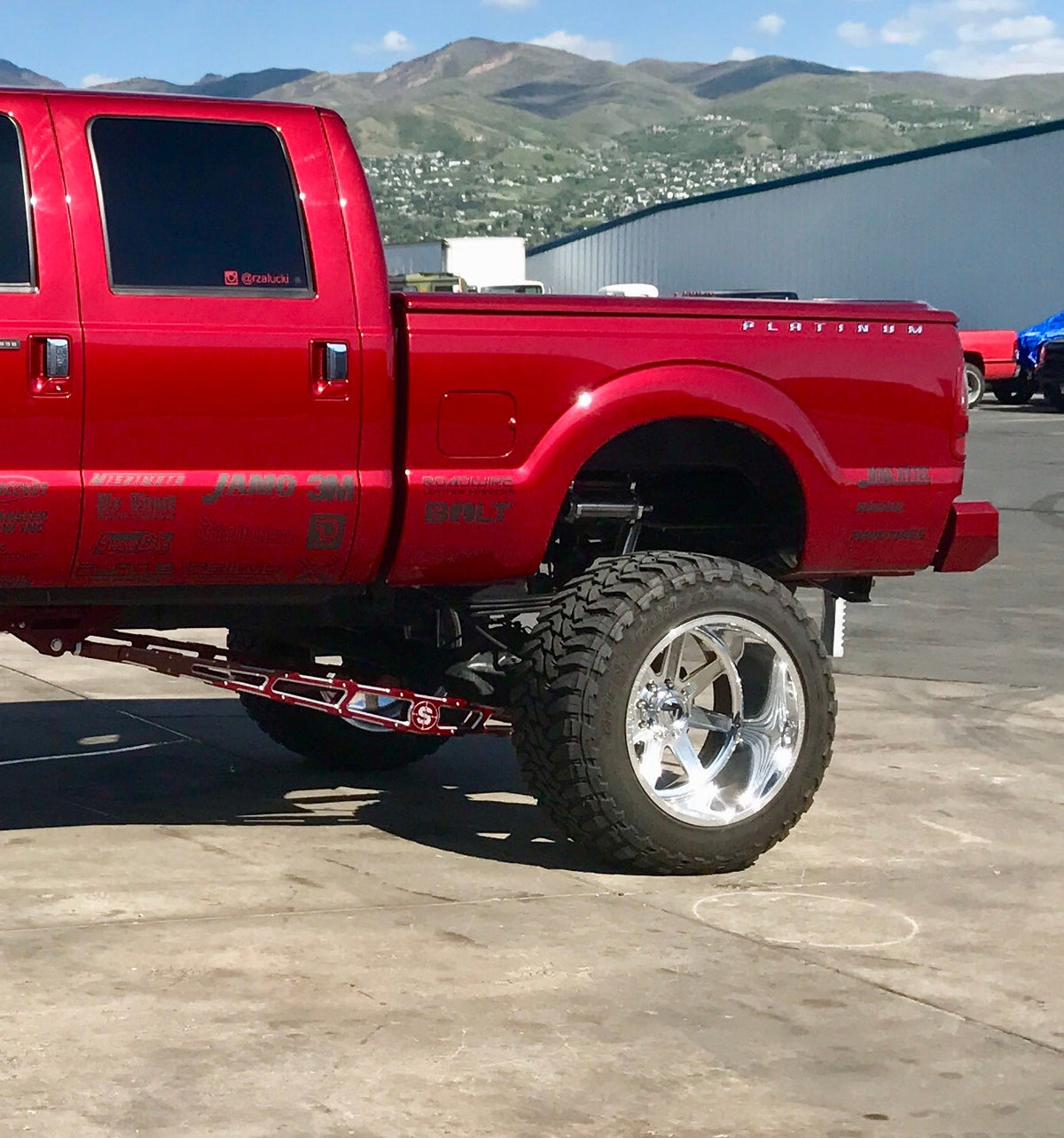 2011-2016 Ford F250/350 Super Duty Long Bed Ladder/Traction Bars - Identity Series