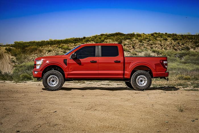 ICON 2021-2023 Ford F-150 4WD, 3.5-4.5" Lift, Stage 5 Suspension System, Billet UCA w/ Leaf Packs