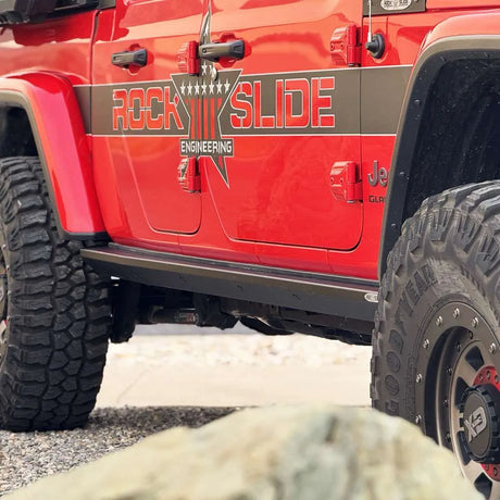 Rock Slide 20-25 Jeep Gladiator Deluxe Rock Rail