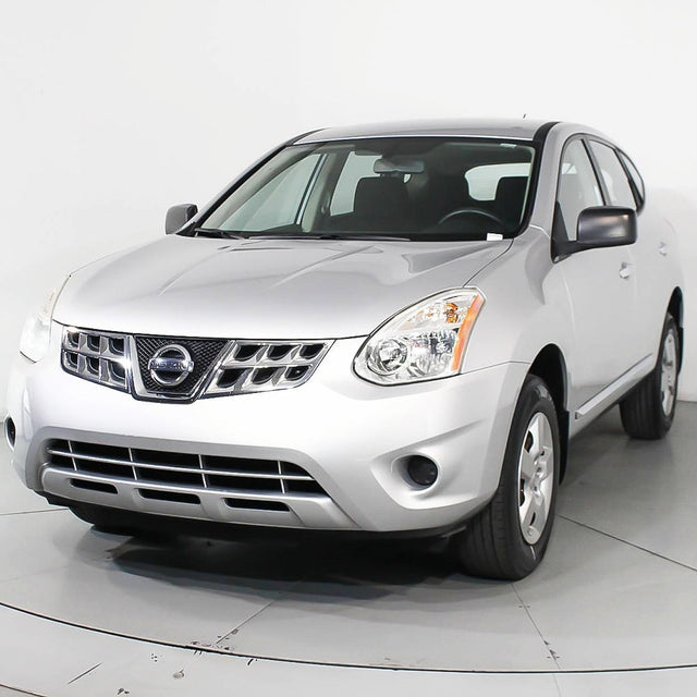 Nissan_Rogue_SL_40W_Hood_Solar_Panel