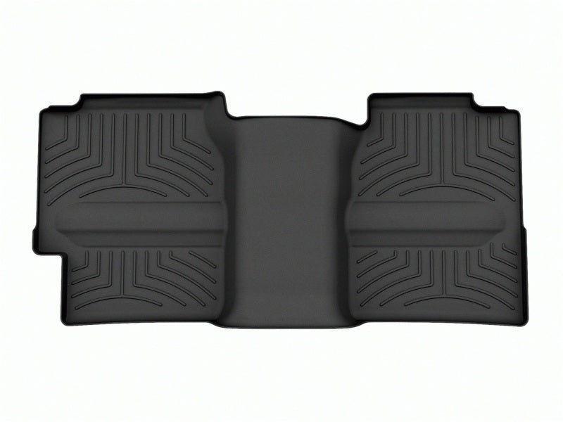 WeatherTech 99-06 Chevrolet Silverado 1500 Ext. Cab (w/Carpeted Floor) Rear FloorLiner HP - Black