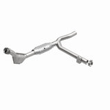 MagnaFlow Direct Fit Catalytic Converter 99-00 Ford F-150 4.2L 50S