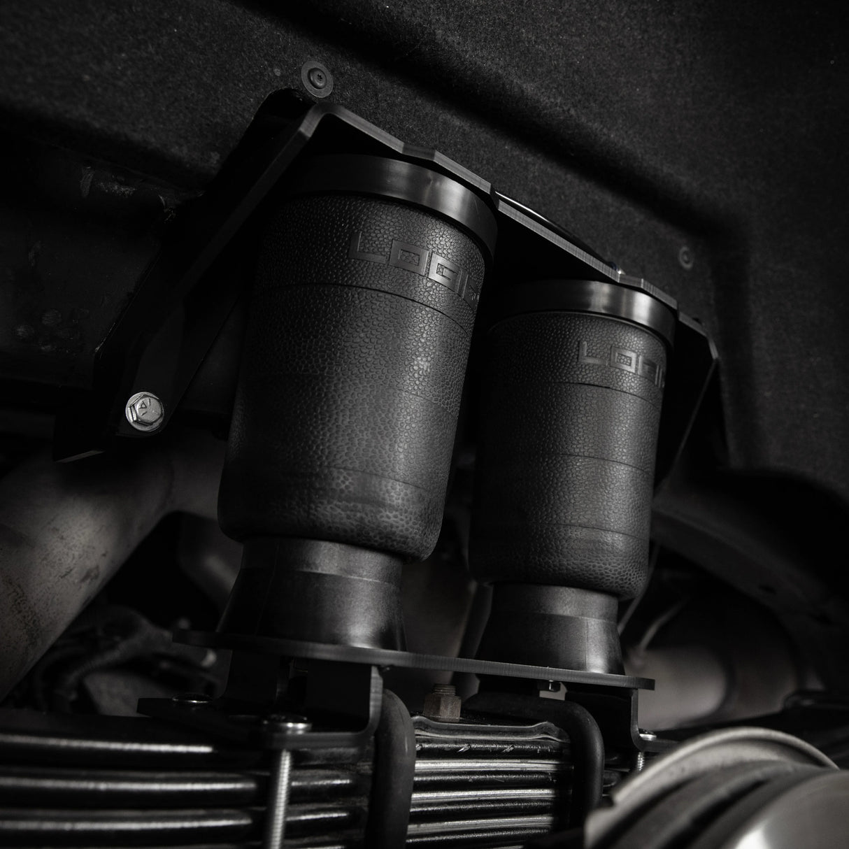 LOGIQ 2020+ GM 2500 / 3500 - Air Spring Kit