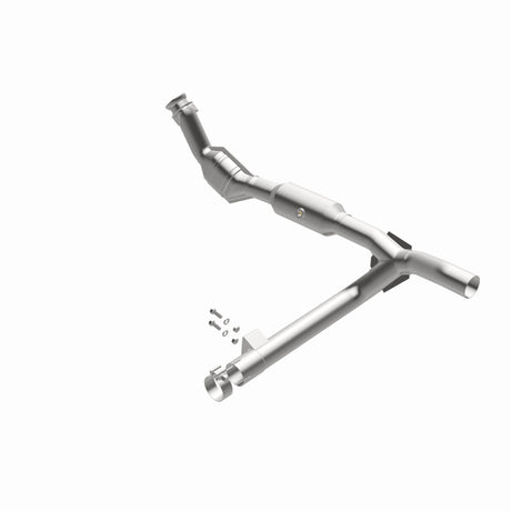MagnaFlow 01-03 Ford F150 XL/XLT V6 4.2L OEM Grade / EPA Compliant Direct-Fit Catalytic Converter