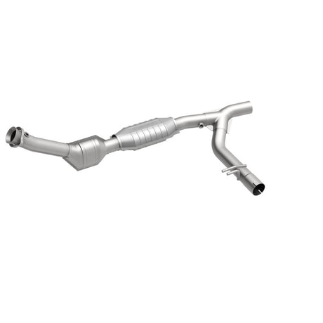 MagnaFlow Direct Fit Catalytic Converter 99-00 Ford Trucks 5.4L