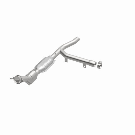 MagnaFlow Direct Fit Catalytic Converter 97-98 Ford Trucks 4.2L
