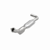 MagnaFlow Direct Fit Catalytic Converter 99-00 Ford Trucks 5.4L
