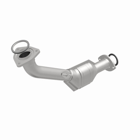 MagnaFlow Direct Fit Catalytic Converter 02-04 Tacoma 2.4L front 50S