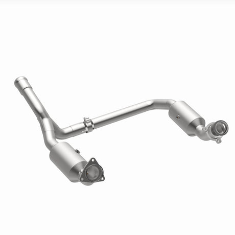 MagnaFlow 19-20 GMC Sierra 1500 Single Underbody 4.3L/5.3L Direct Fit Catalytic Converter