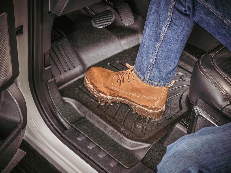 2024 Chevrolet Silverado 2500HD/3500HD FloorLiner HP