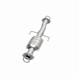 MagnaFlow Direct Fit Catalytic Converter 02-04 Toyota Tacoma 2.7L Rear