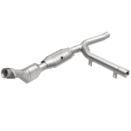 MagnaFlow Direct Fit Catalytic Converter 01 Ford F-150 4.2L