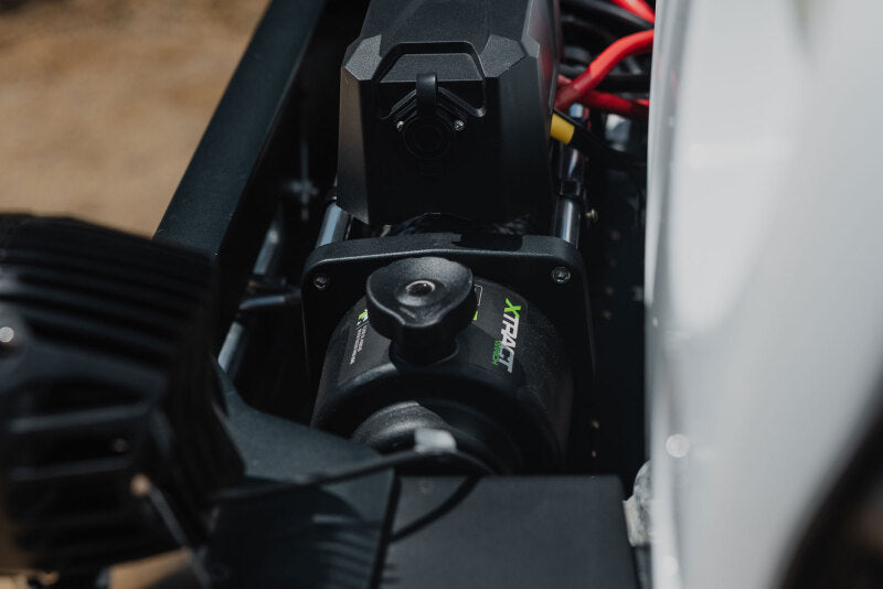 DV8 Xtract 9.5k Synthetic Rope Winch