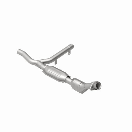 MagnaFlow Direct Fit Catalytic Converter 01 Ford F-150 4.2L