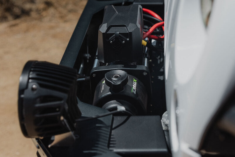 DV8 Xtract 9.5k Synthetic Rope Winch
