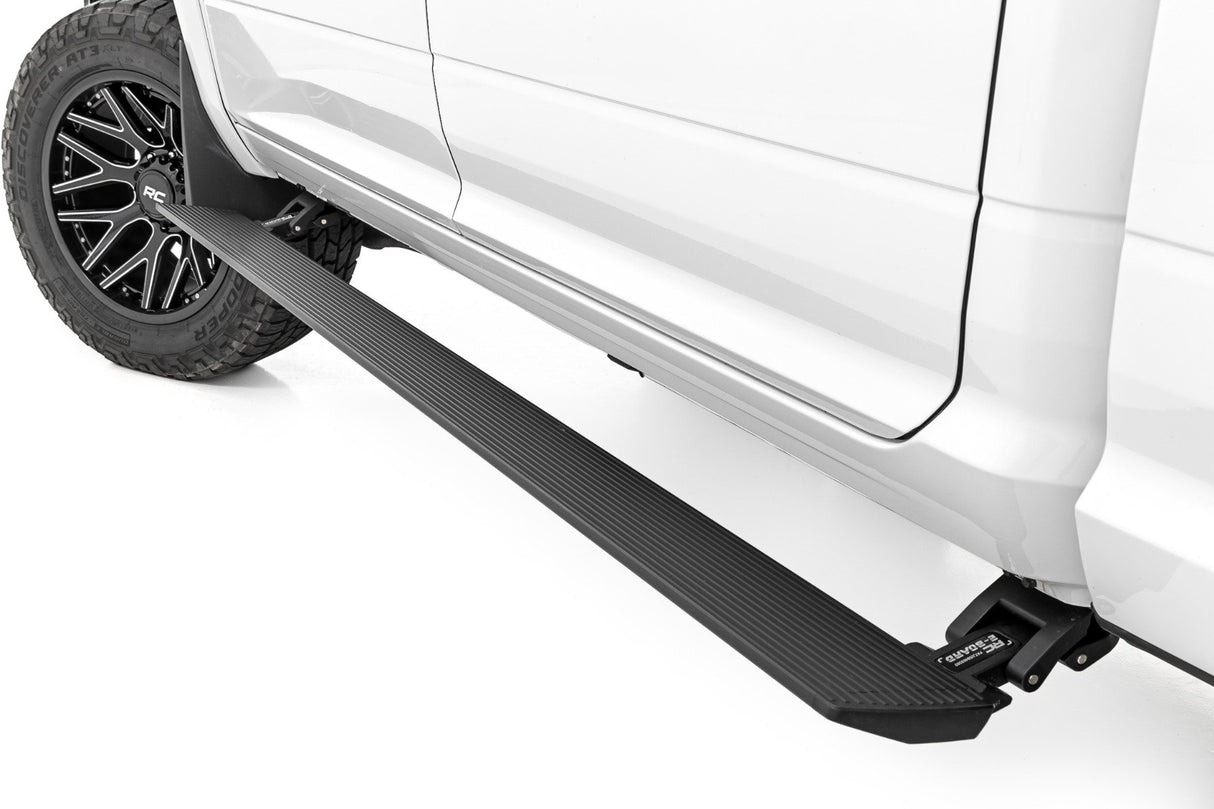 Power Running Boards | Dual Electric Motor | Crew Cab | Ram 2500 (11-26)/3500 (11-25)