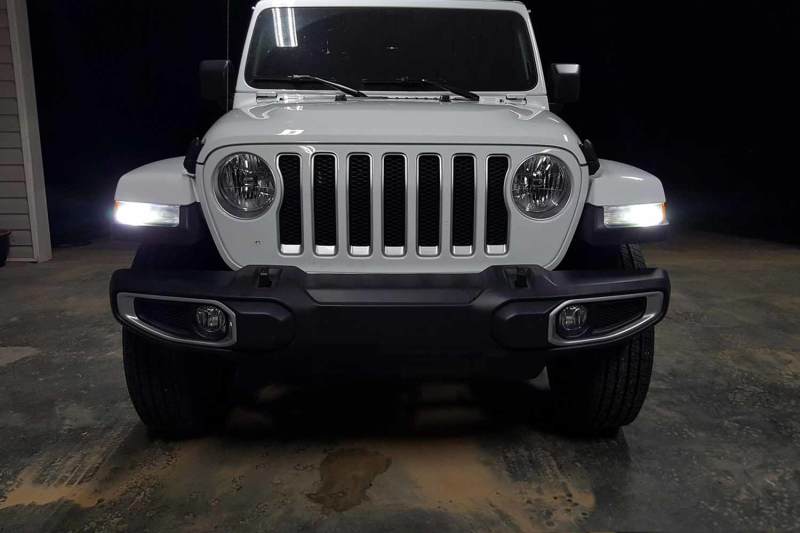 Diode Dynamics JL Wrangler Front Turn Stage 2 (7443 LED Bulb XPR - White and - Amber)