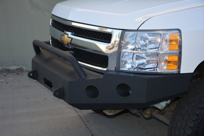 DV8 Offroad 07-13 Chevrolet Silverado 1500 Front Bumper - Black Powdercoat