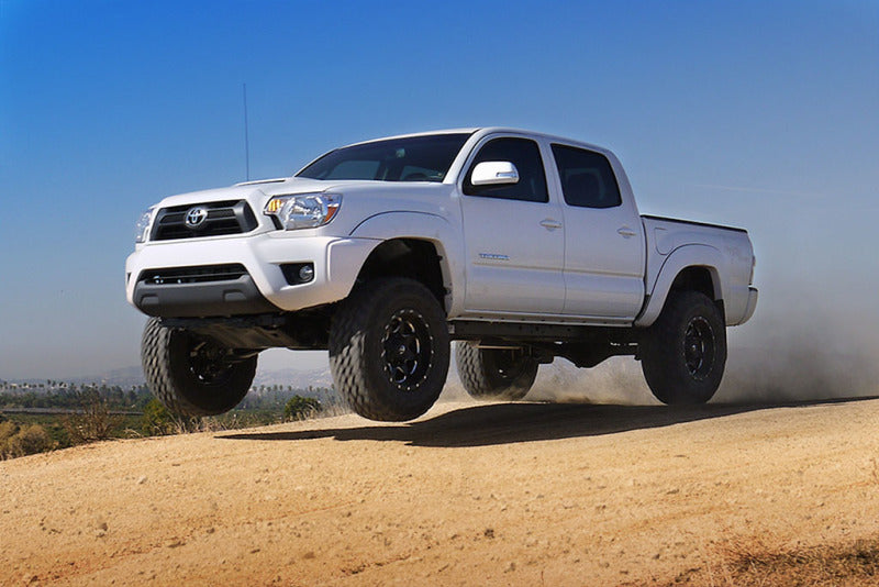 ICON 2005-2023 Toyota Tacoma, 2.5 VS Extended Travel, Remote Reservoir w/ CDEV Coilover Kit